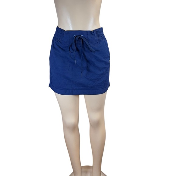Vineyard Vines Blue Mini Skirt - Picture 1 of 9